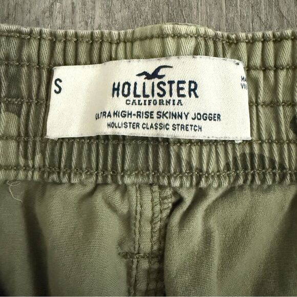 Hollister Camo Jogger Ultra High Rise Banded Ankle Pants Small - Picture 4 of 12